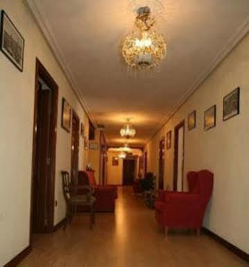 Hostal Ana Belen Madrid Ngoại thất bức ảnh